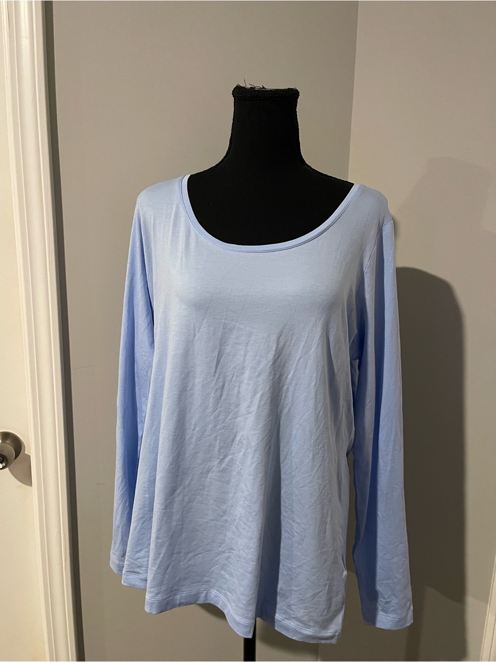 Lands' End Women's Light Blue Long-Sleeve Scoop Neck Top